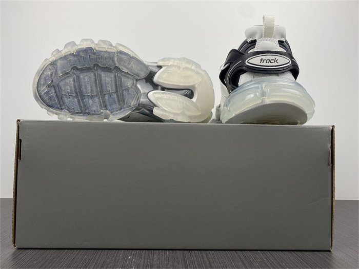 BLCG Track Clear Sole White/Black  647741 W3BZ2 9010