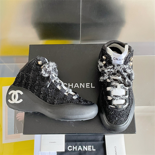 CHANEL 11
