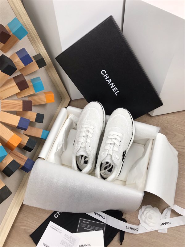 Chanal Sneakers