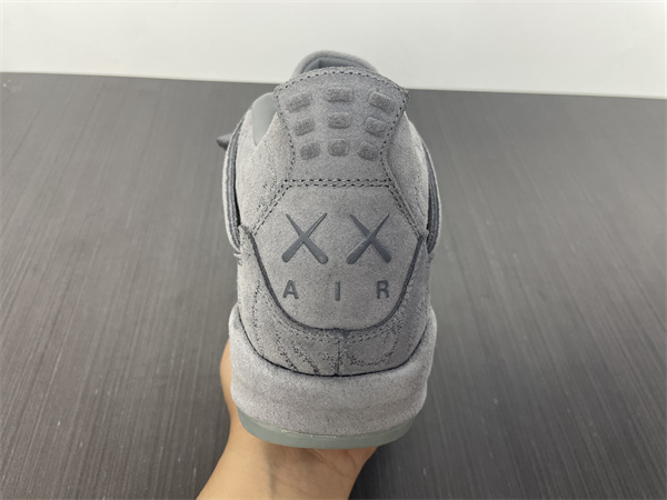 Jordan 4 Retro Kaws 930155-003