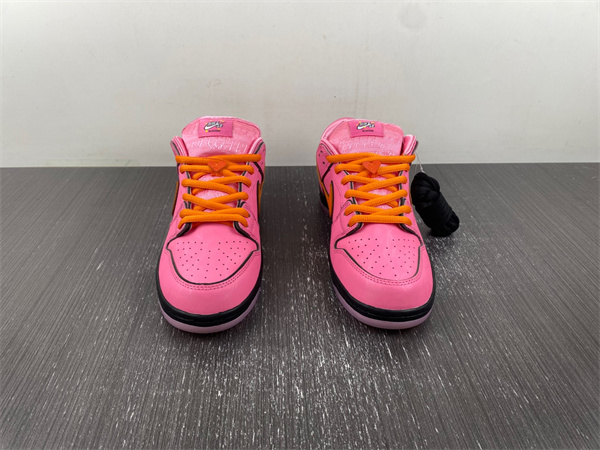 The Powerpuff Girls x Nike SB Dunk Low “Blossom” FD2631-600