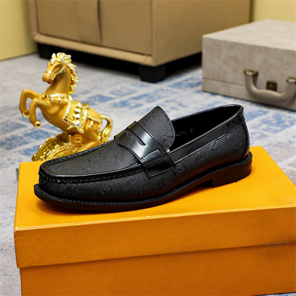 Lv Loafer 041