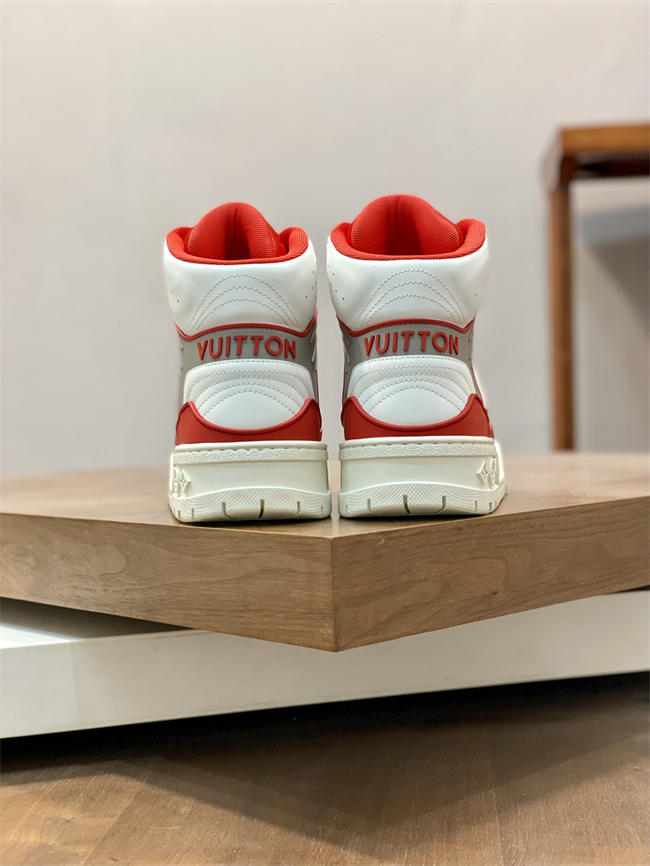 Lv Trainer Sneaker 12