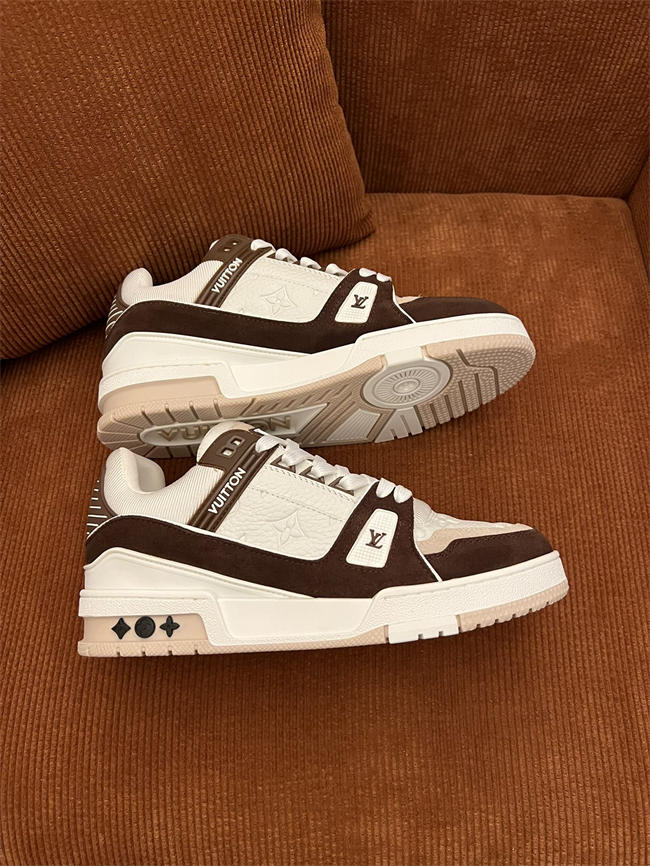 Lv Trainer Sneaker 77