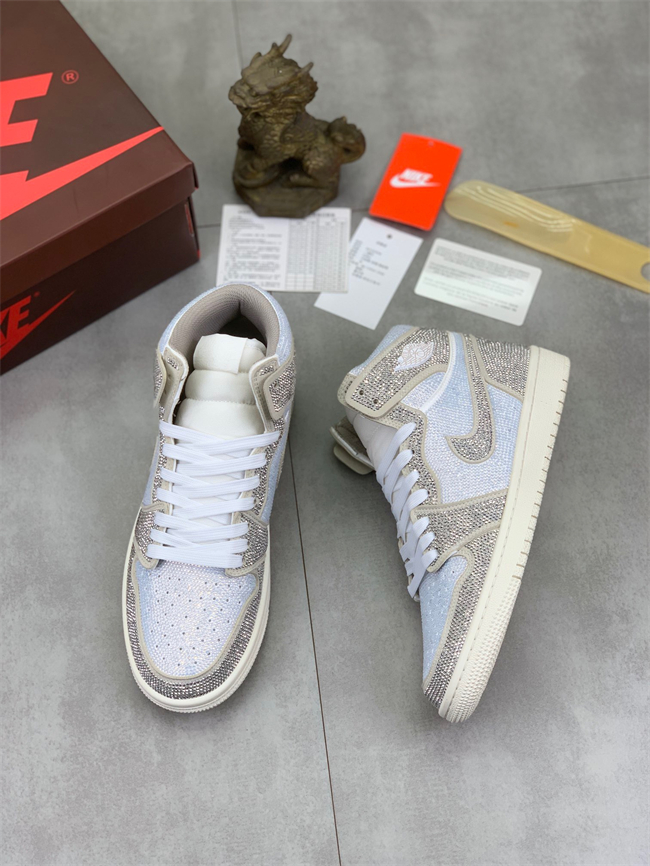 Nike Air Jordan 1 High crystal T008