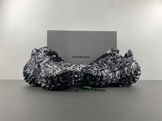 Balenciaga 685613-W2RG1 9015