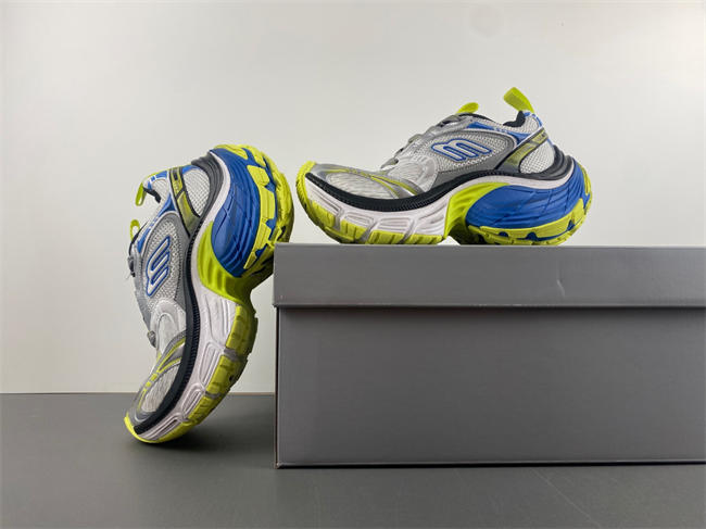 12Balenciaga 792779 W2MV2 9741