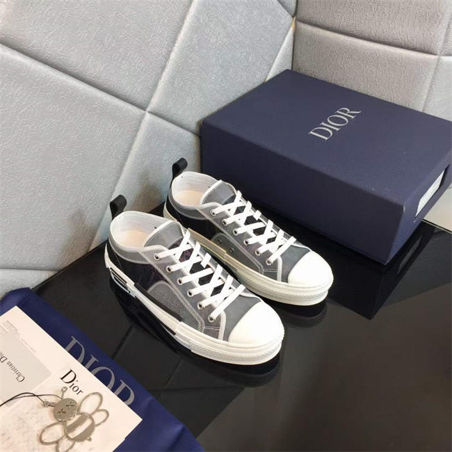 Dior Sneaker