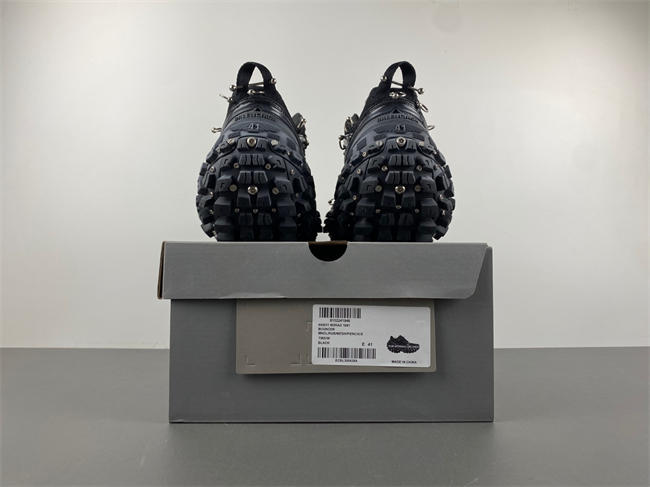 Balenciaga 685611-W2RAG 1081