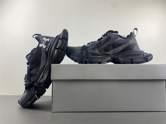 BALENCIAGA -PHANTOM SNEAKER 814419 W3XL5 0125
