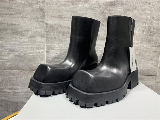 Balenciaga Boot
