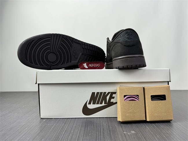 Travis Scott x Air Jordan 1 Low OG DM7866-202