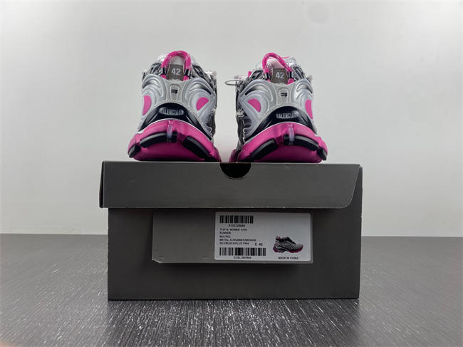 7.5 Balenciaga 772774-W3RBW-9155