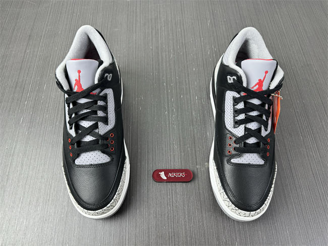 Air Jordan 3 OG “Black Cement”  DN3707-010