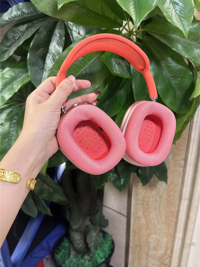 APM Headphone Pink