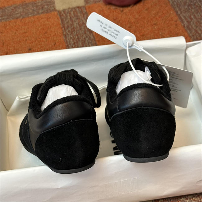 ma*s*n Ma*i*la sneaker