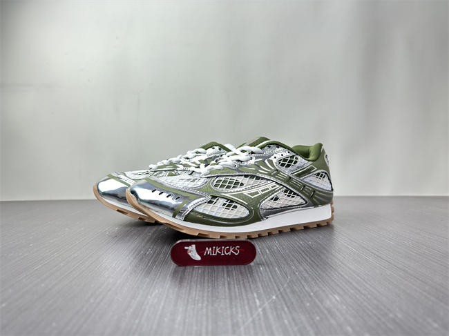 Bottega Veneta Orbit Surf 741357 V2X40 2848