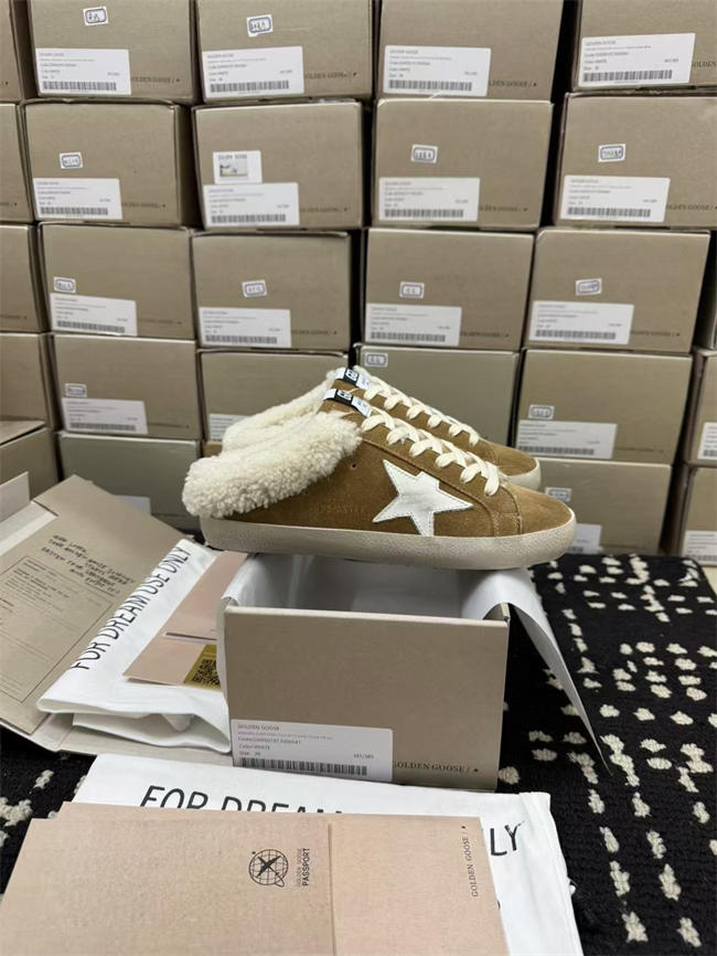 Golden Goose Sneaker