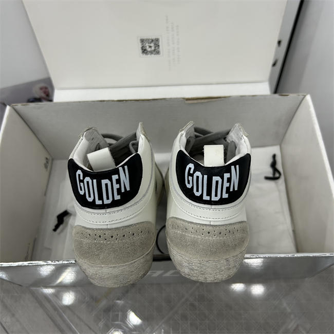 Golden Goose Sneaker