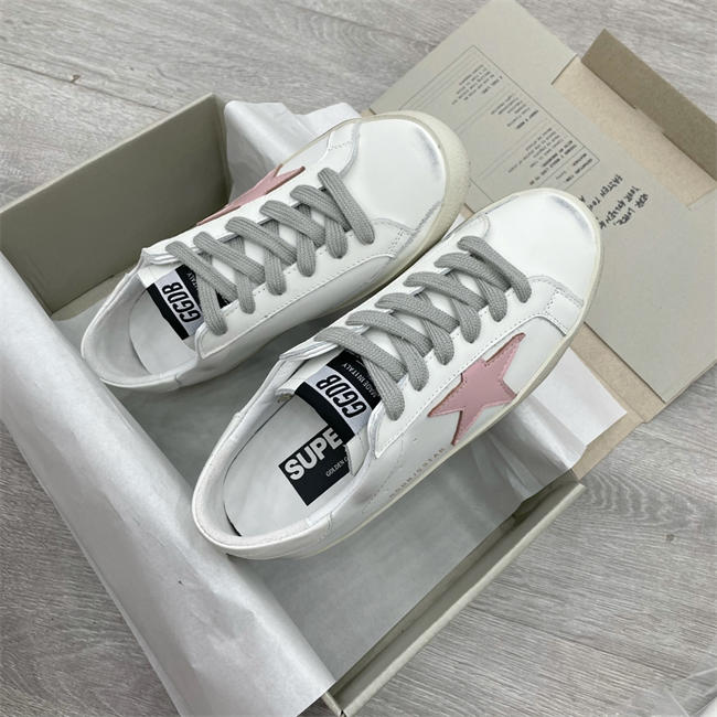 Golden Goose Sneaker