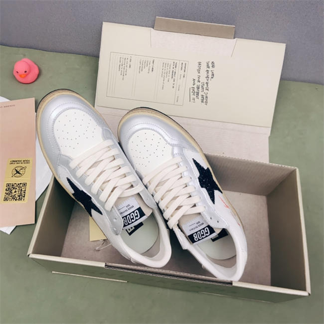 Golden Goose Sneaker
