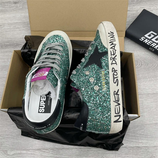 Golden Goose Sneaker