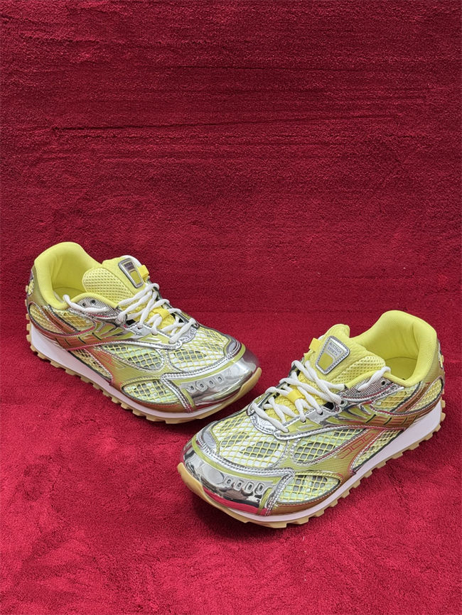 Bottega Veneta Orbit Surf