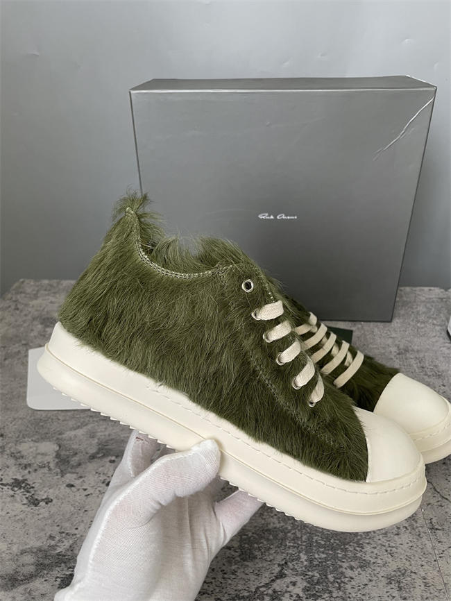 Rick Owens Low Sneaker 32