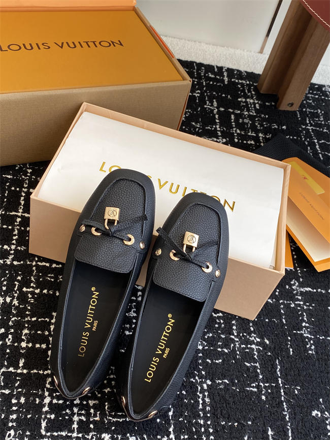 Lv Loafer 068