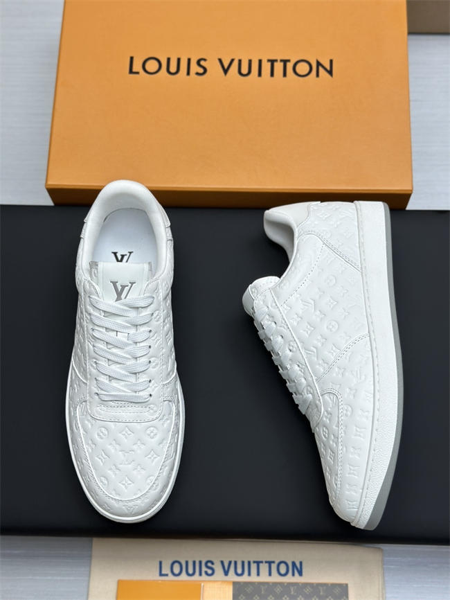 Lv Sneaker
