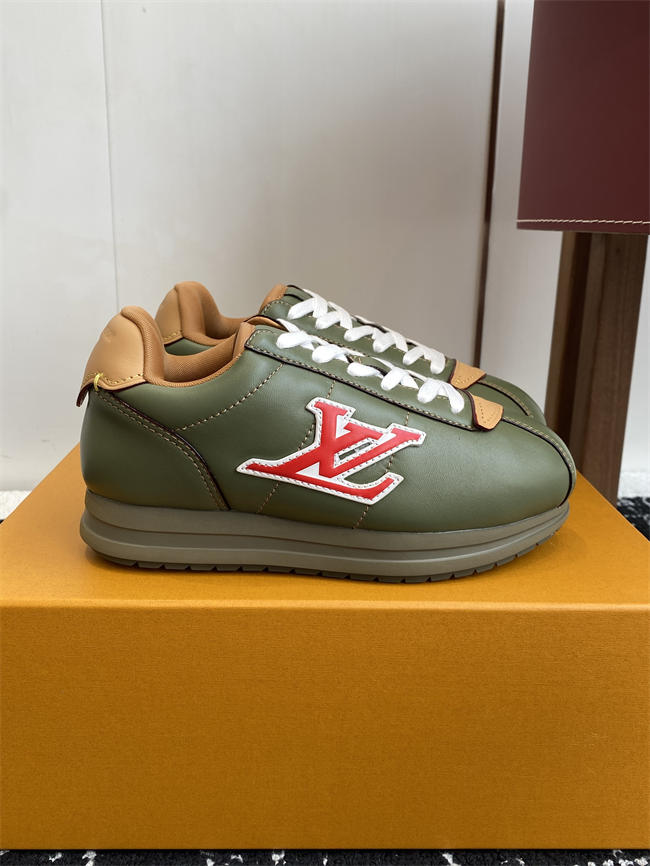 Lv Sneaker