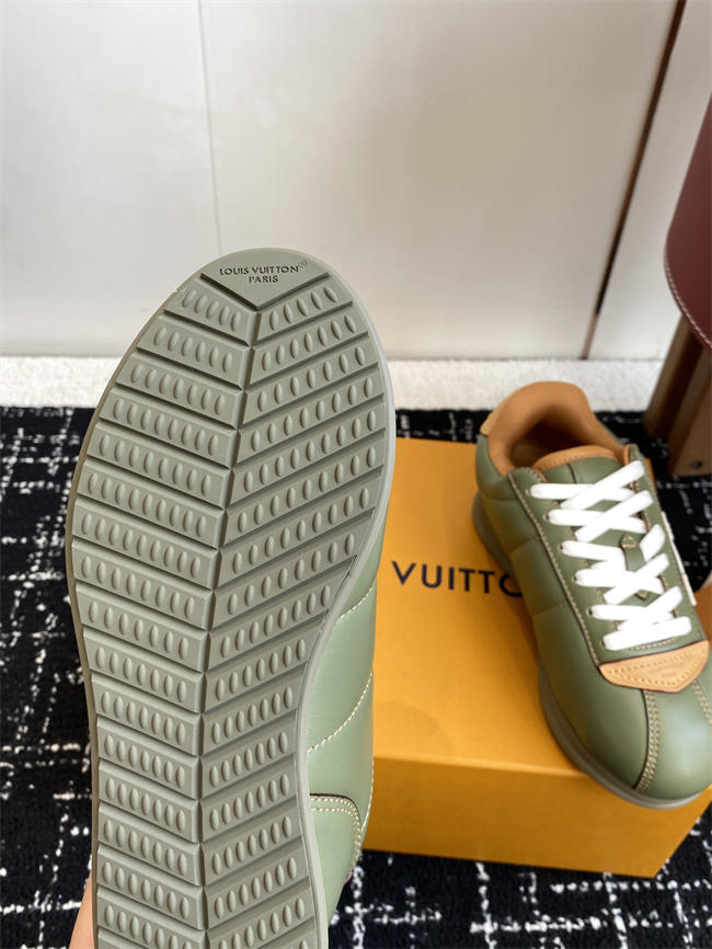 Lv Sneaker