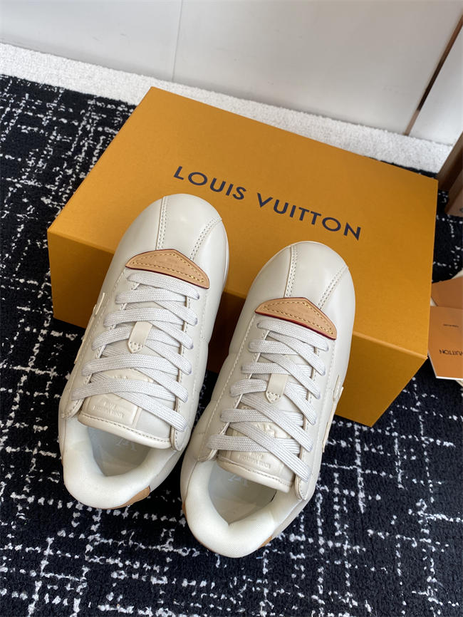 Lv Sneaker