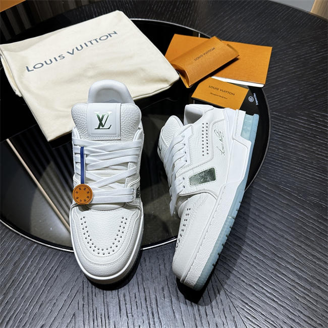 Lv Sneaker